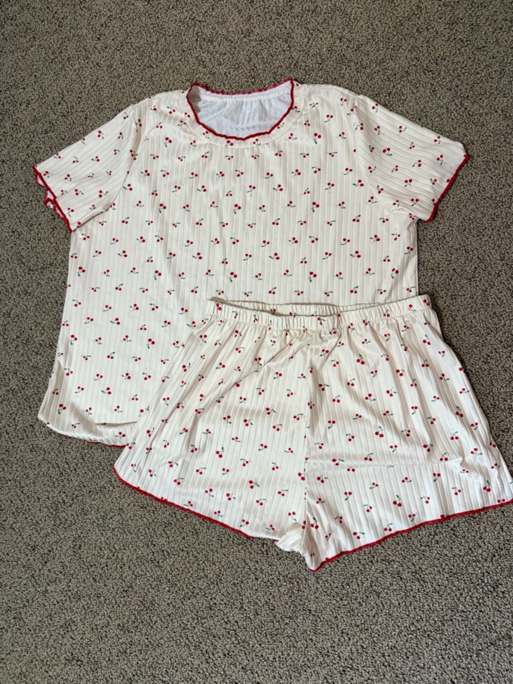 Womens Cream Cherry-Print Short Pajama Set